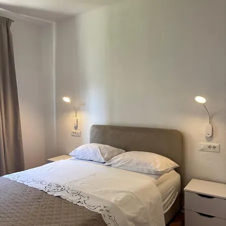 Sara Apartman